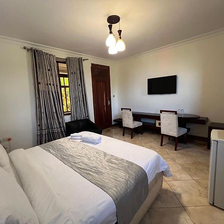 Nejobugg Palace Hotel Nkoanrua Екстер'єр фото