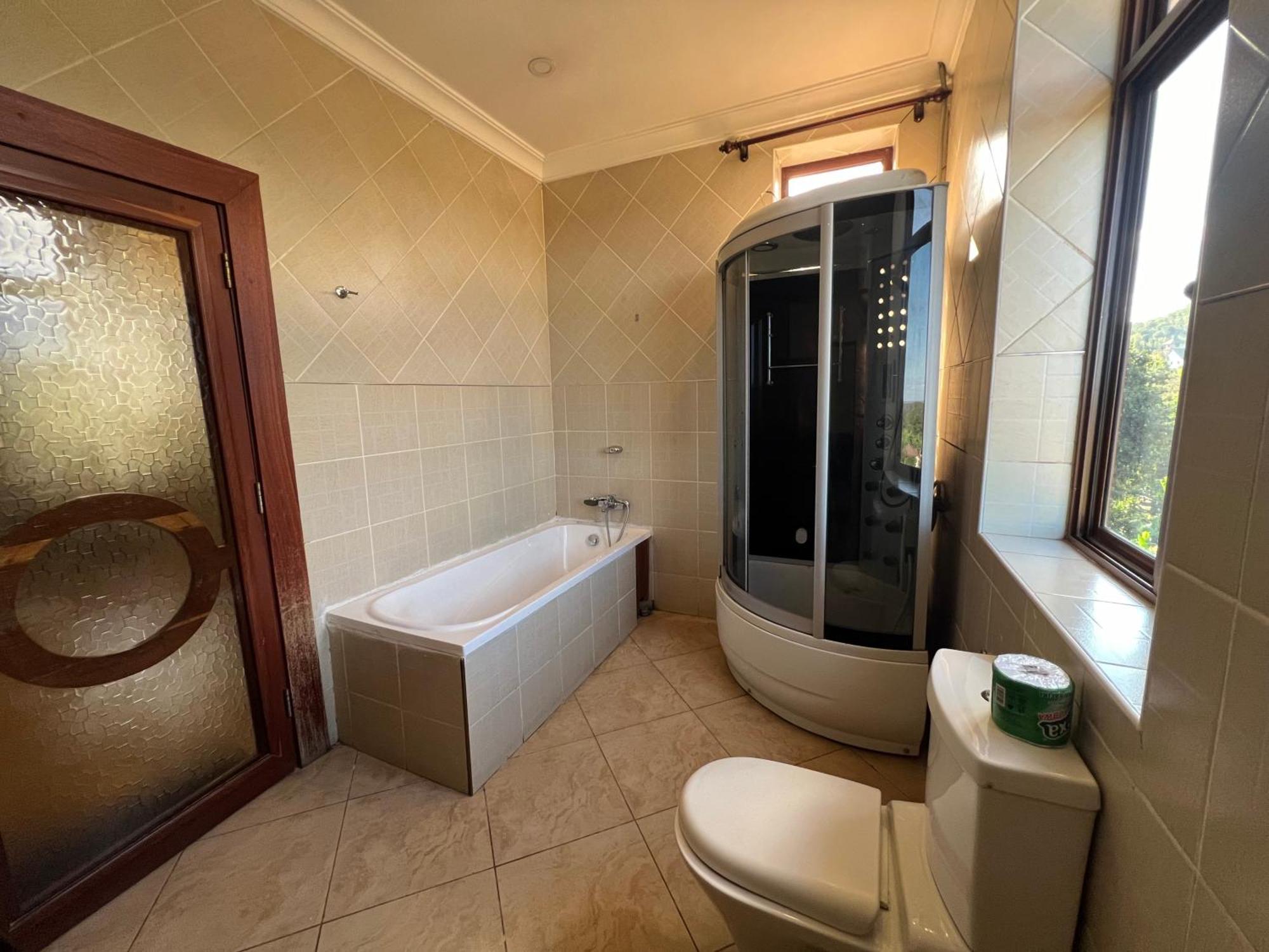 Nejobugg Palace Hotel Nkoanrua Екстер'єр фото