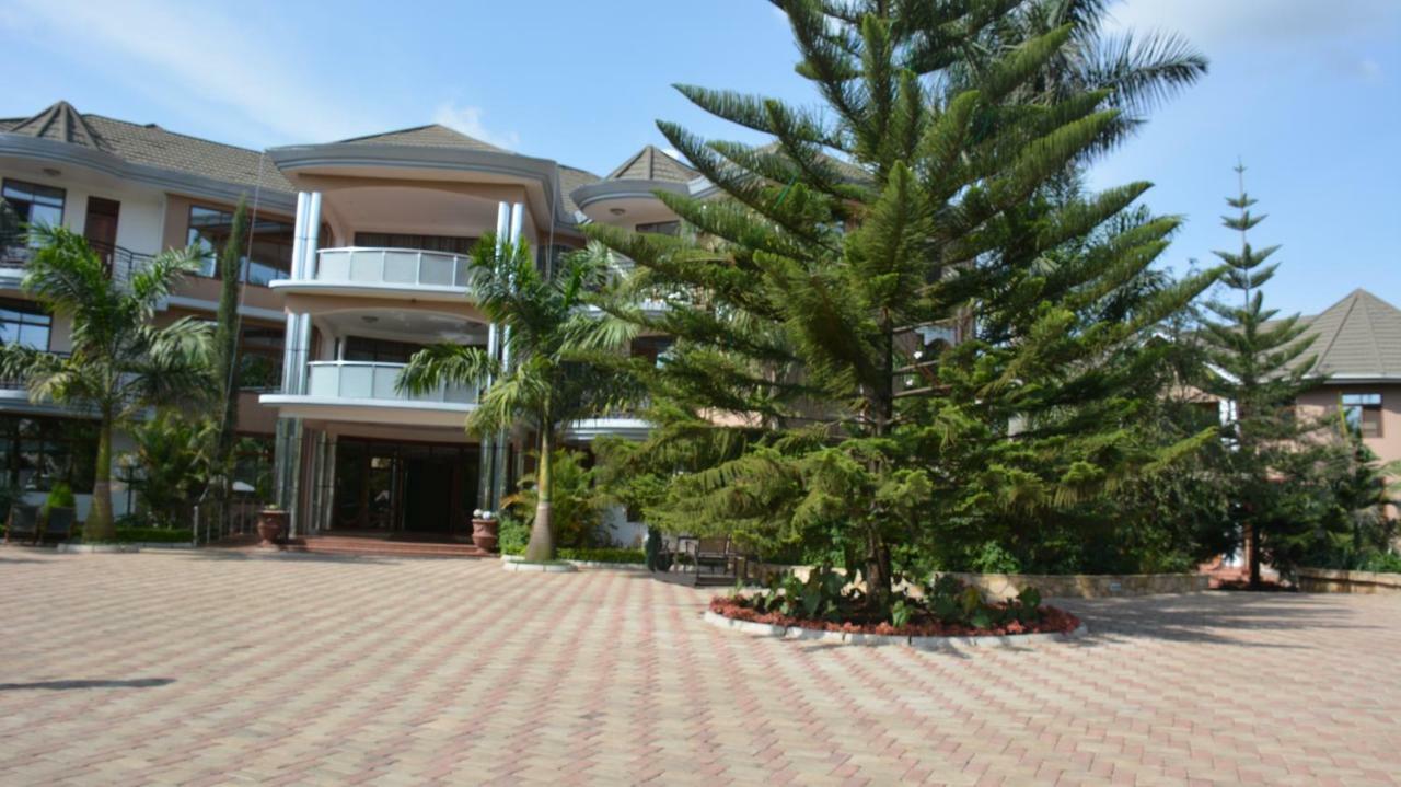 Nejobugg Palace Hotel Nkoanrua Екстер'єр фото