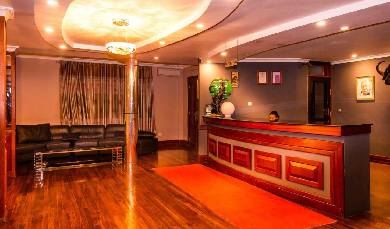 Nejobugg Palace Hotel Nkoanrua Екстер'єр фото